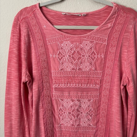 Soft Surroundings Boho Crochet Embroidered Alta Mara Long Sleeve Shirt - Picture 4 of 13